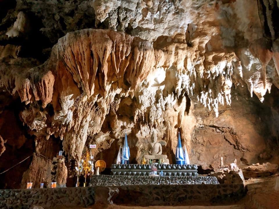 ສະຫວັນເທິງດິນ ຂອງແຂວງສາລະວັນ